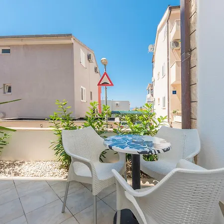 アパート Diaria マカルスカ