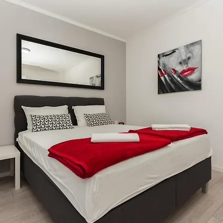 Diaria Μακάρσκα