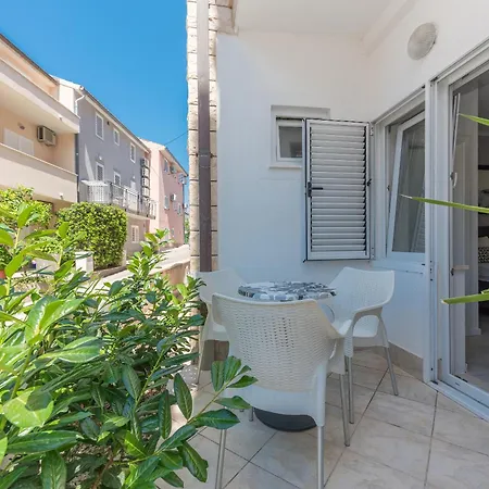 Diaria * מאקרסקה